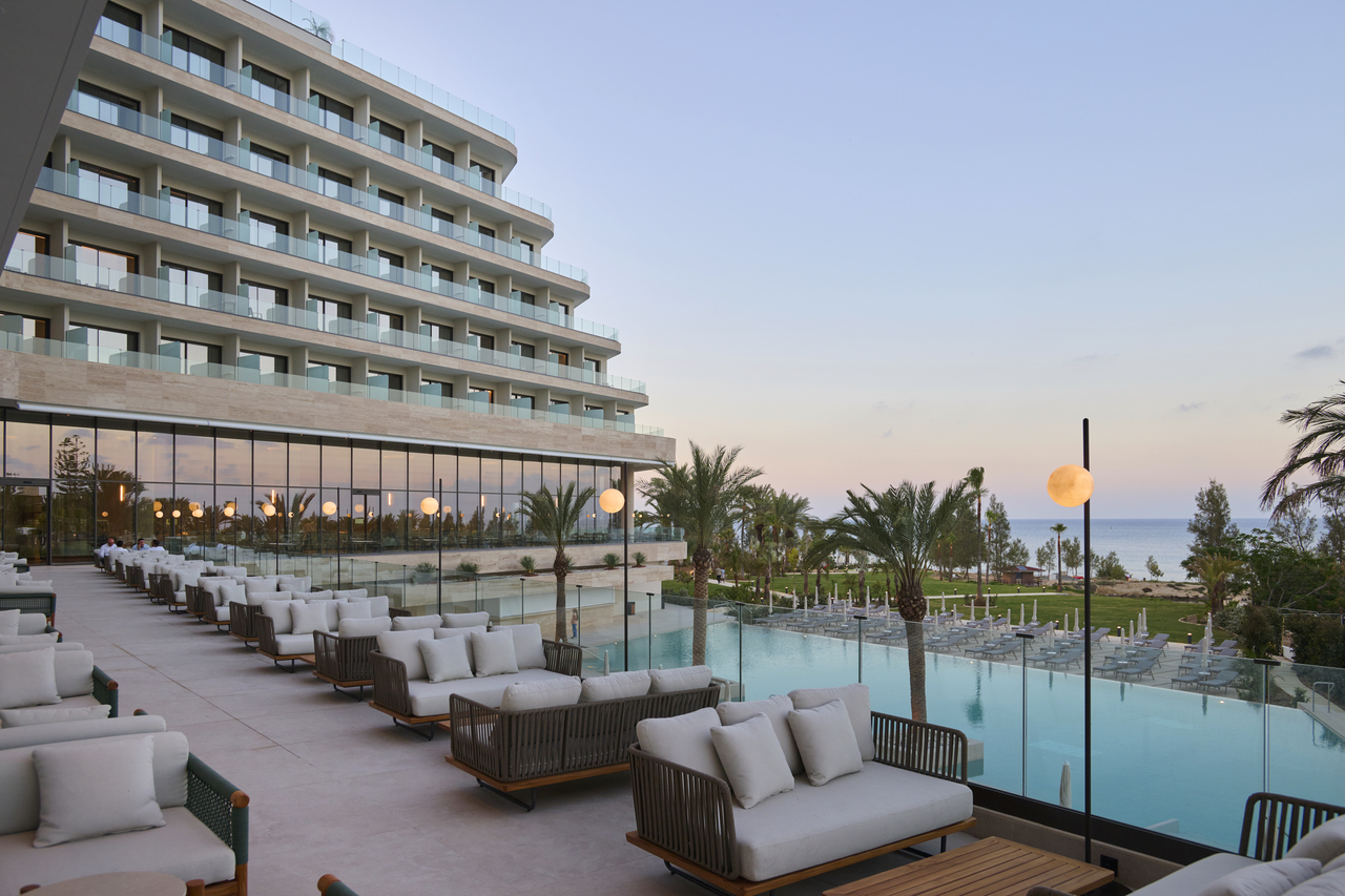 Sunrise Emerald Hotel 7/77