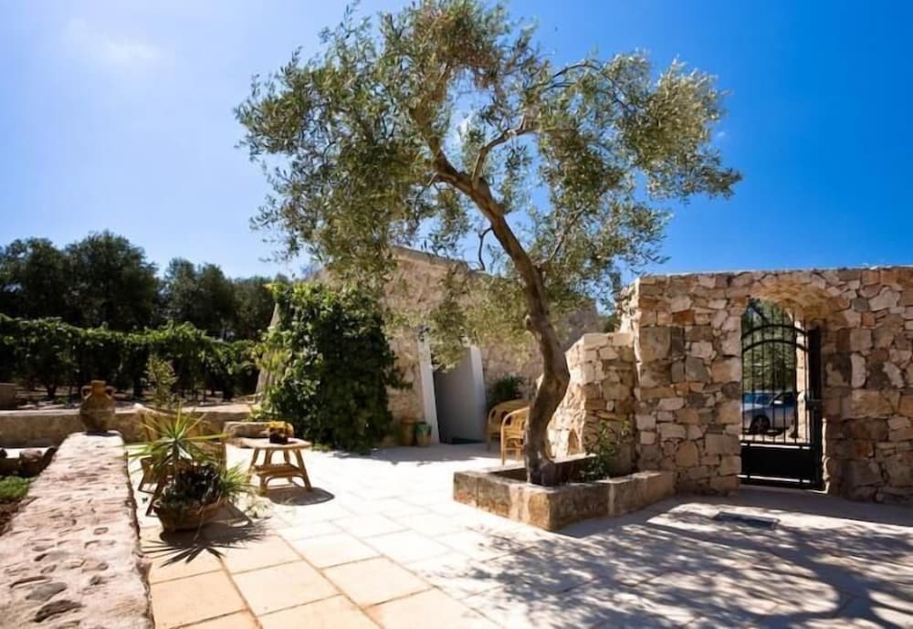 Tenuta De Marco 16/26