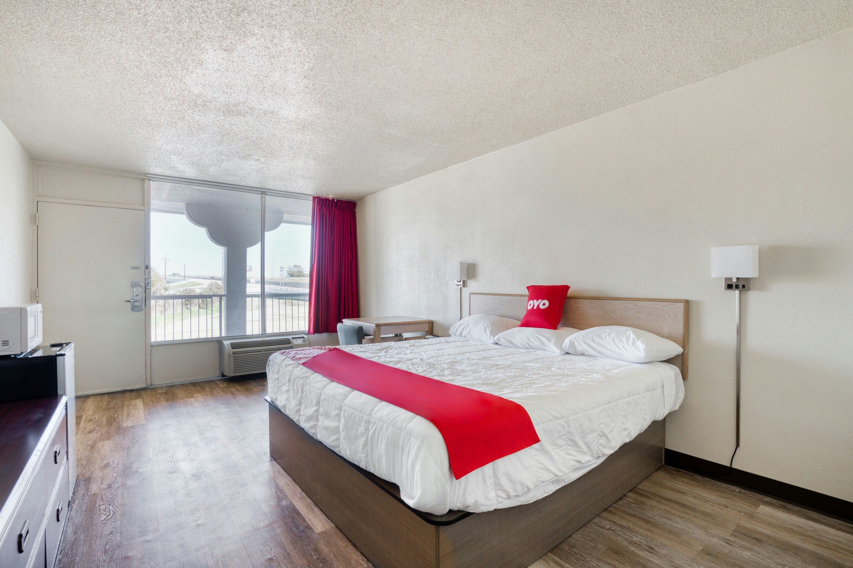 Hotel Waco University Area/ I-35 9/26
