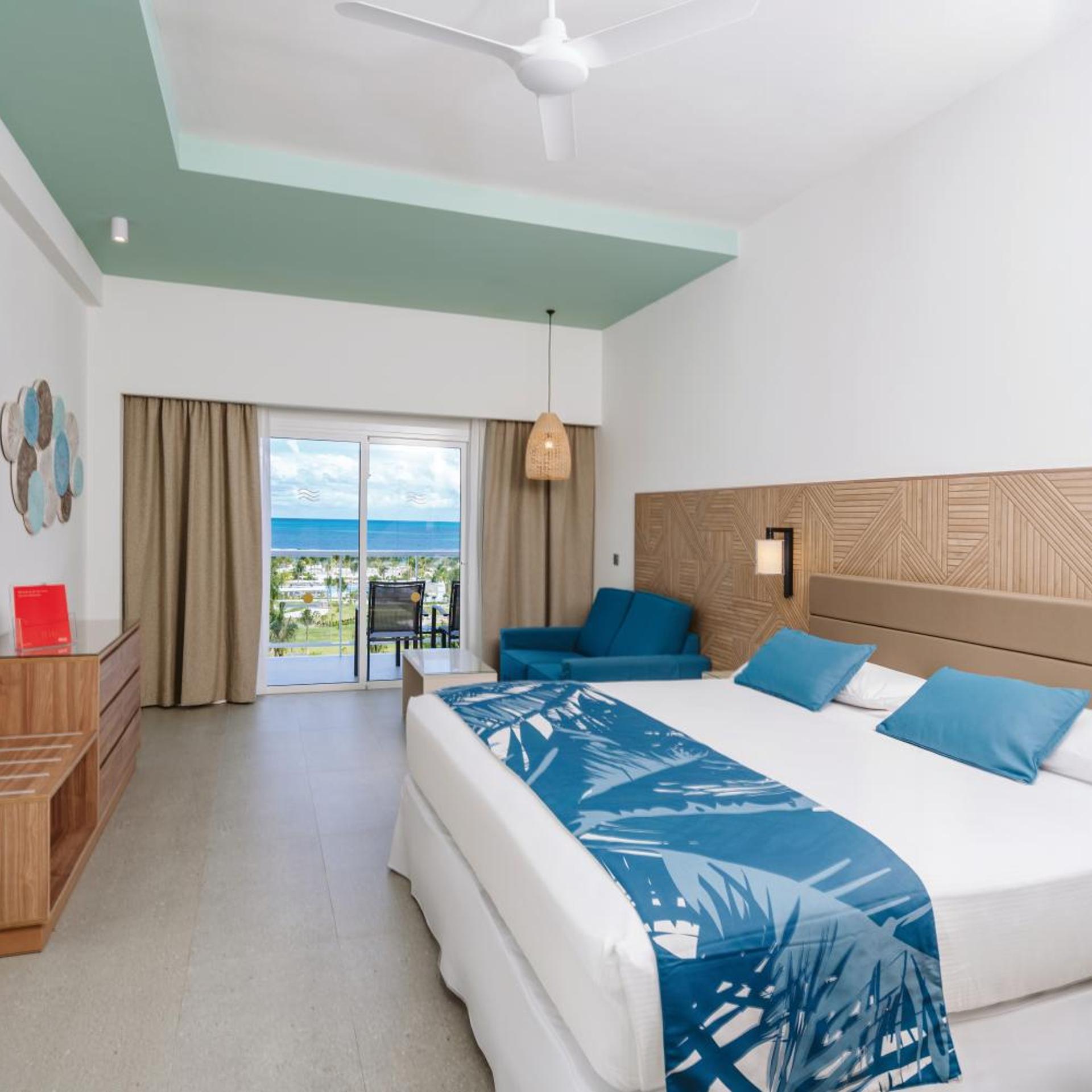 Deluxe, Double Bed, Sea View