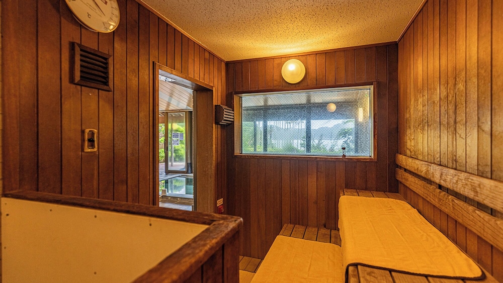 Yado Marubun 15/34