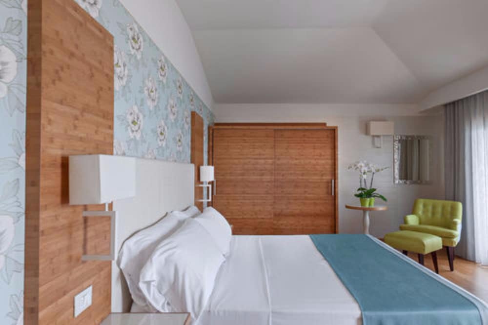 Hotel Eden 13/66