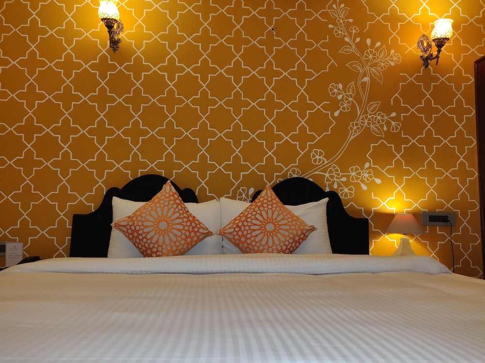 Laxmi Palace Heritage Boutique Hotel 42/65