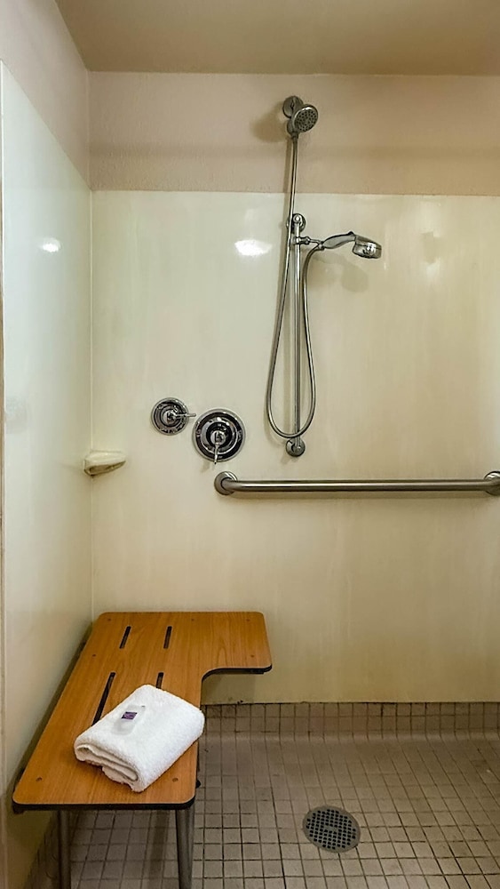 Motel 6 Atlanta Smyrna / Ballpark 58/60