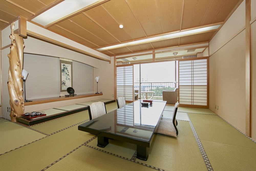 Shirahama Onsen Kishu Hanto 25/50