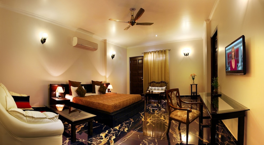 Perch Arbor Suites 30/52