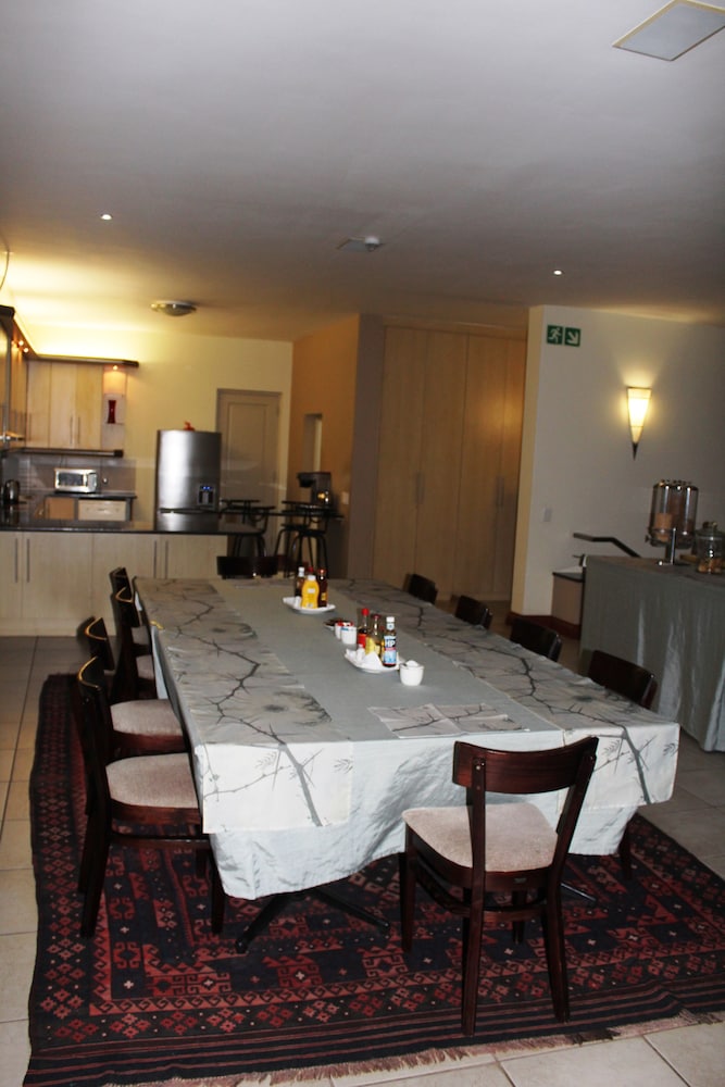 The Links Corporate Guest House 37/50