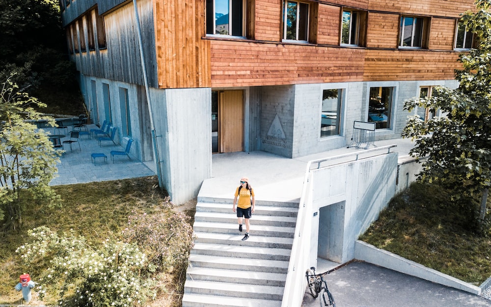 Saanen Gstaad Youth Hostel 3/41