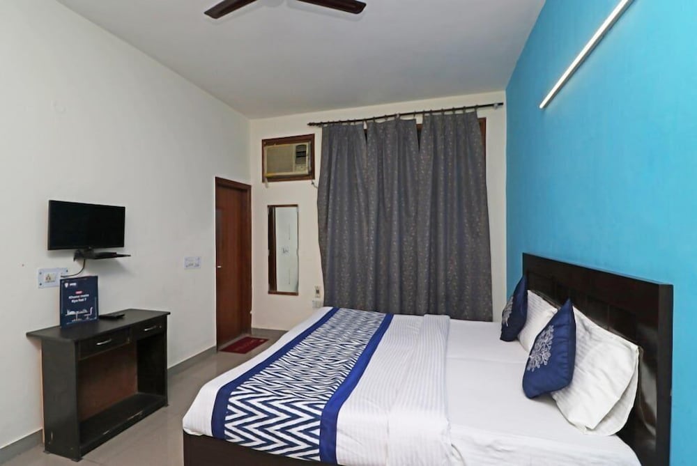 Hotel Akash Palace 7/21