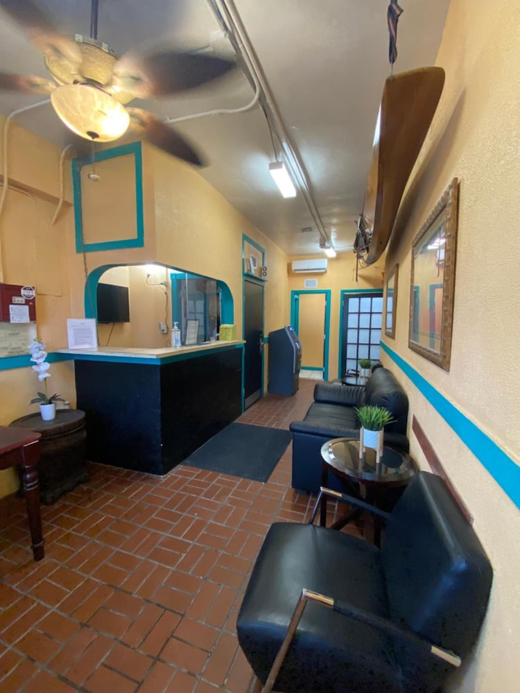 Hoosville Hostel 18/66