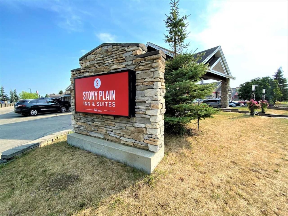 Stony Plain Inn & Suites 1/44