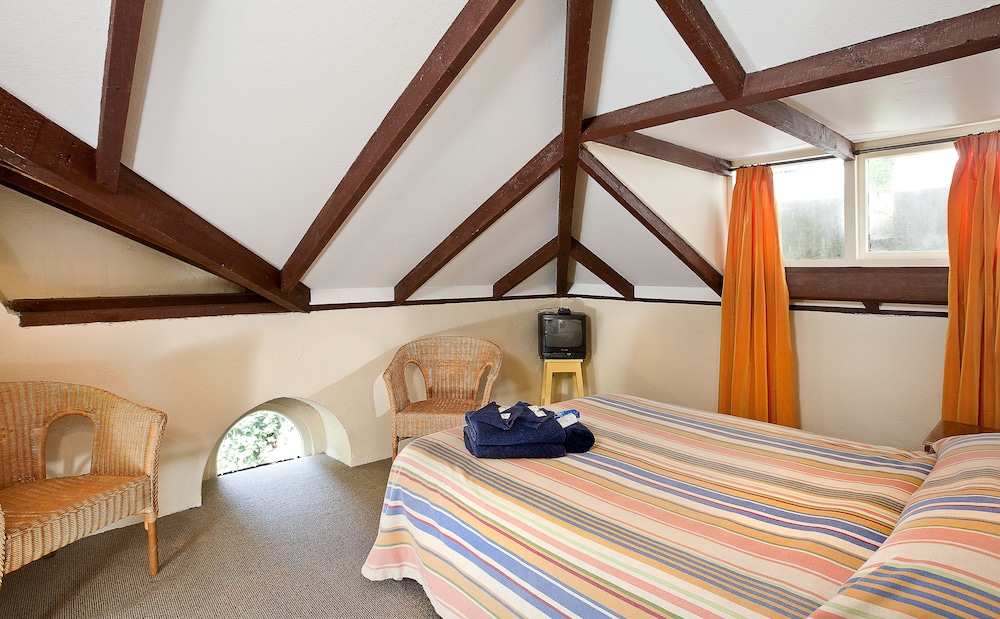 Larnach Lodge 13/38