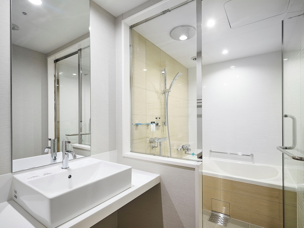 DAIWA ROYNET HOTEL MATSUYAMA 60/63