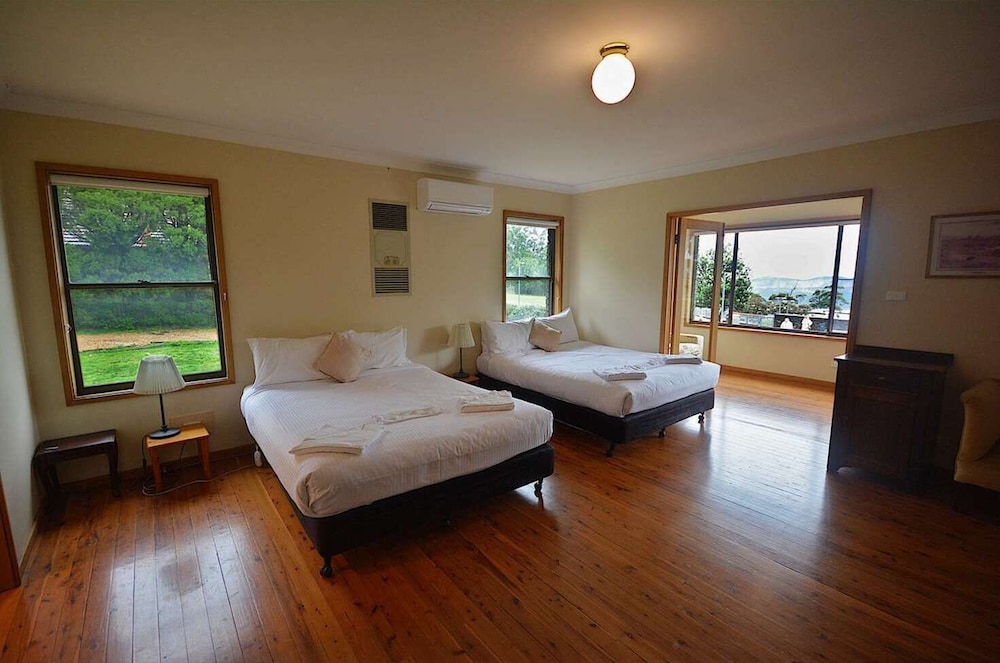 Echo Point Holiday Village 17/50