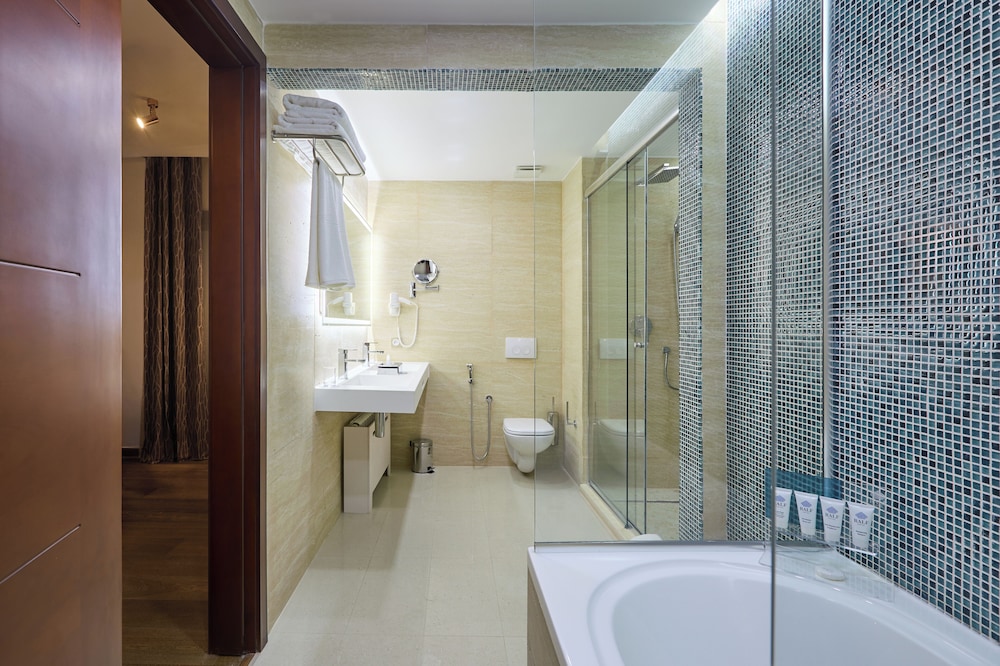 Ralf Hotel 26/28