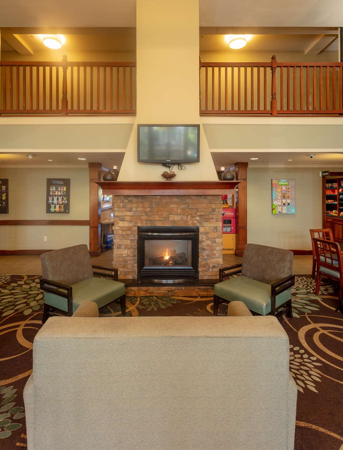 Sonesta ES Suites Anaheim Resort Area 14/23