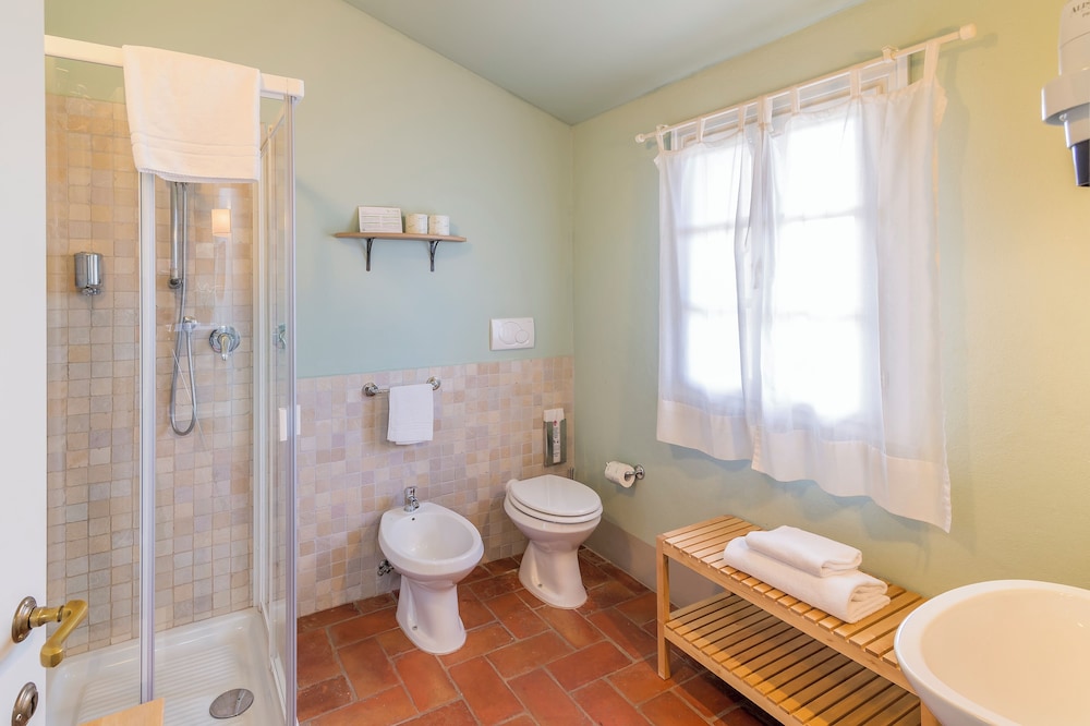 Le Sodole Country Resort and Golf 44/48