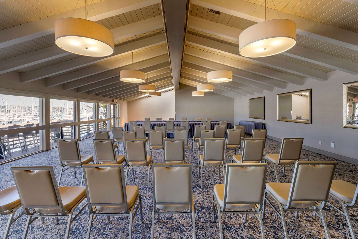 Best Western Plus Island Palms Hotel & Marina 45/46