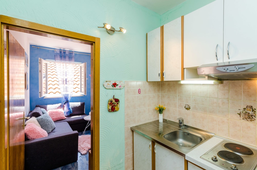 Guest House Avdic 39/41