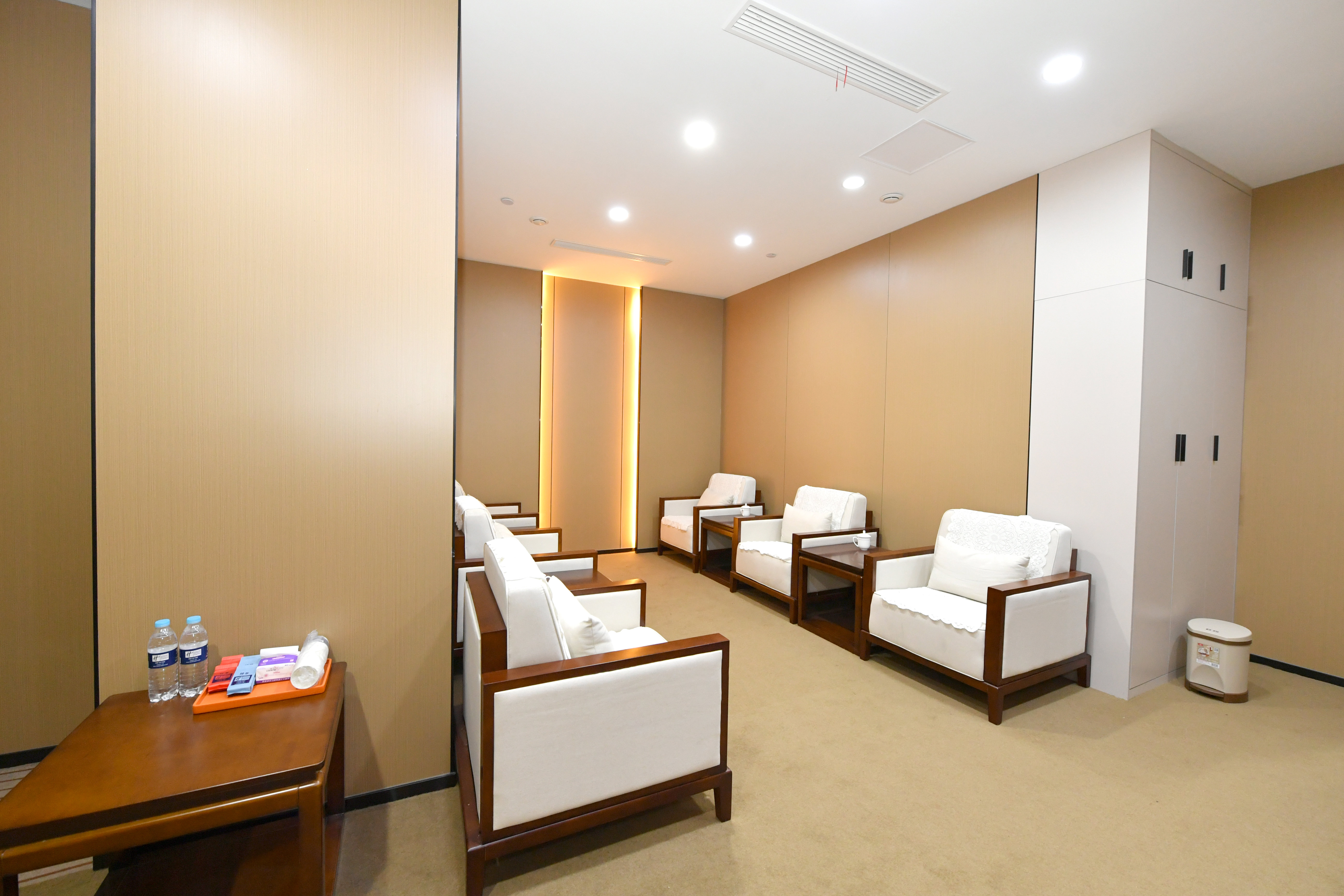 Holiday Inn Express Jinan Jingshi Road 15/36