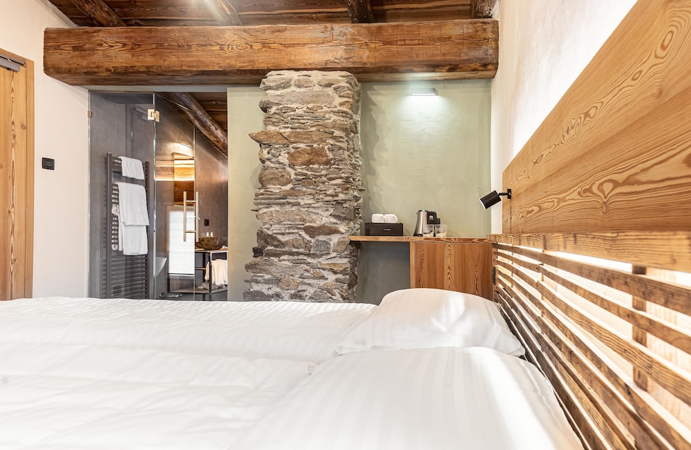 Curt di Clement Eco Mobility Hotel 18/50