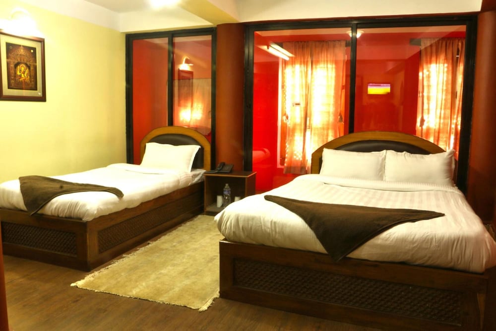 Siddhi Home & Restaurant 17/45