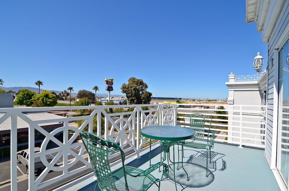Best Western Salinas Monterey Hotel 8/37