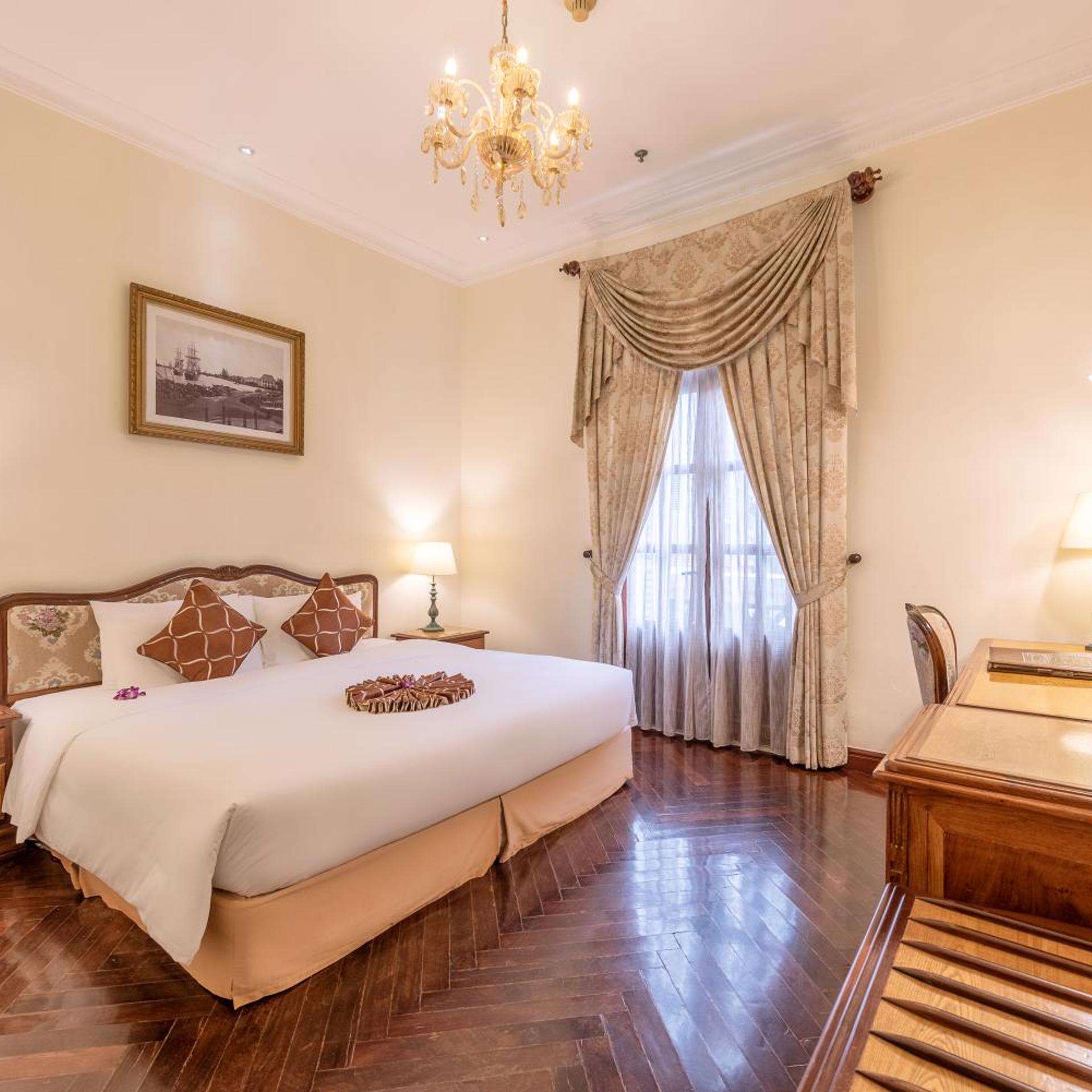 Grand, Suite, City or Balcony View