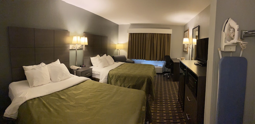 غرفة قياسية بسريرين كوين، Quality Inn Mauston I-90 3/10