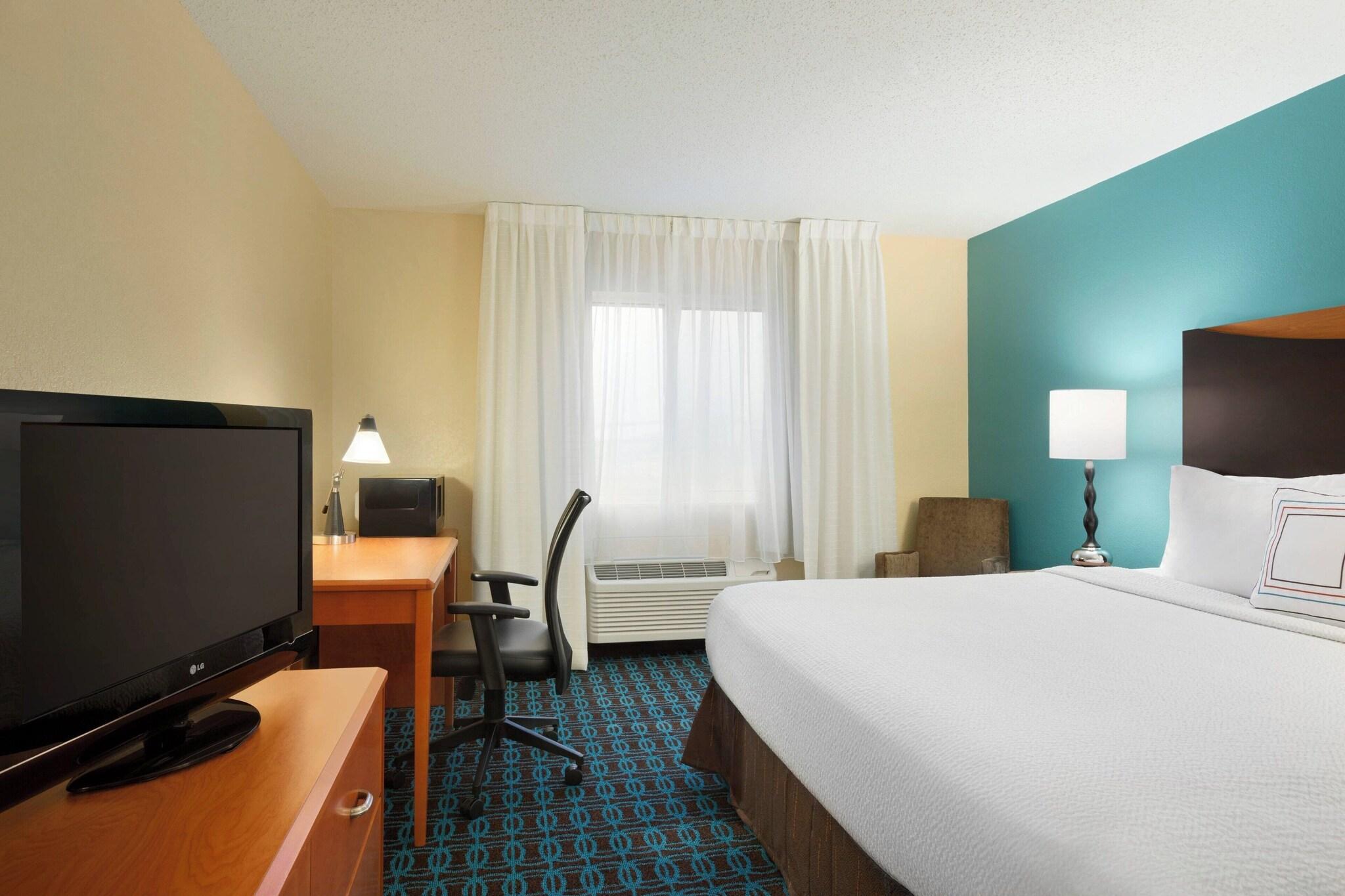 Room, Double Bed, Accessible
