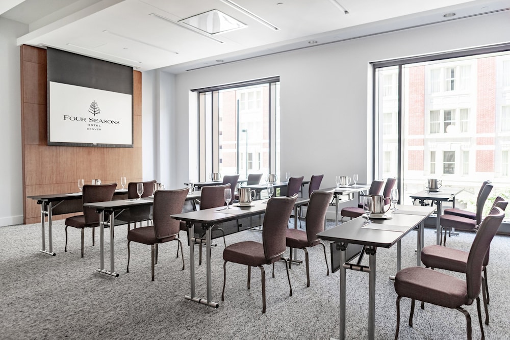 Four Seasons Hotel Denver 41/50