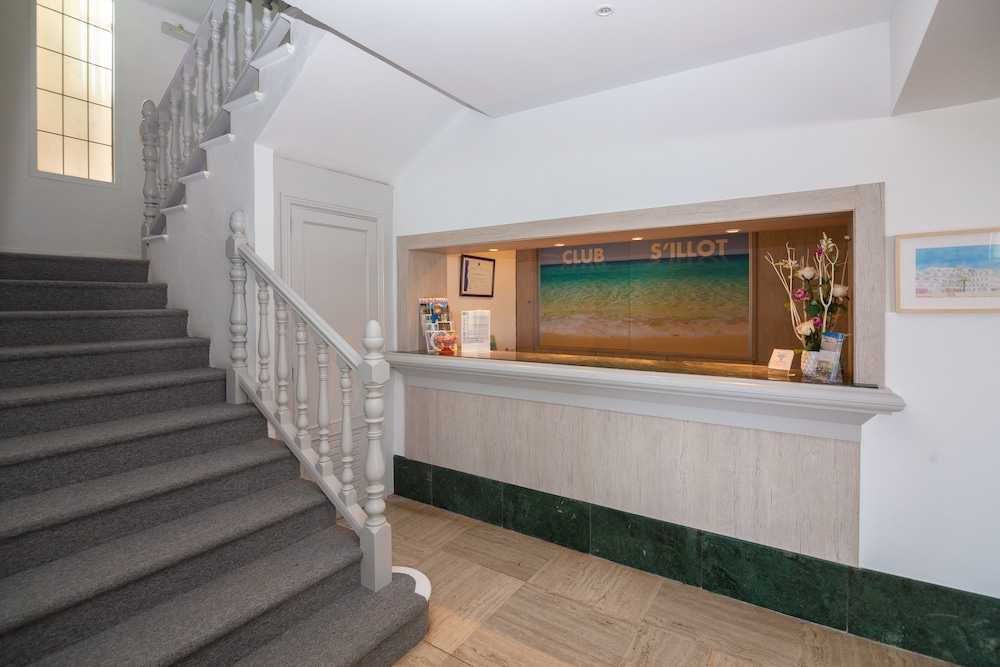Hotel Club S Illot 7/50