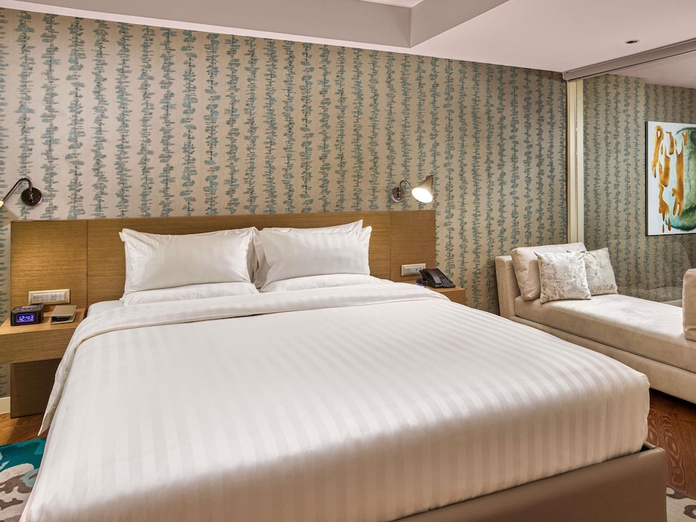 Novotel Suites Manila At Acqua 15/52