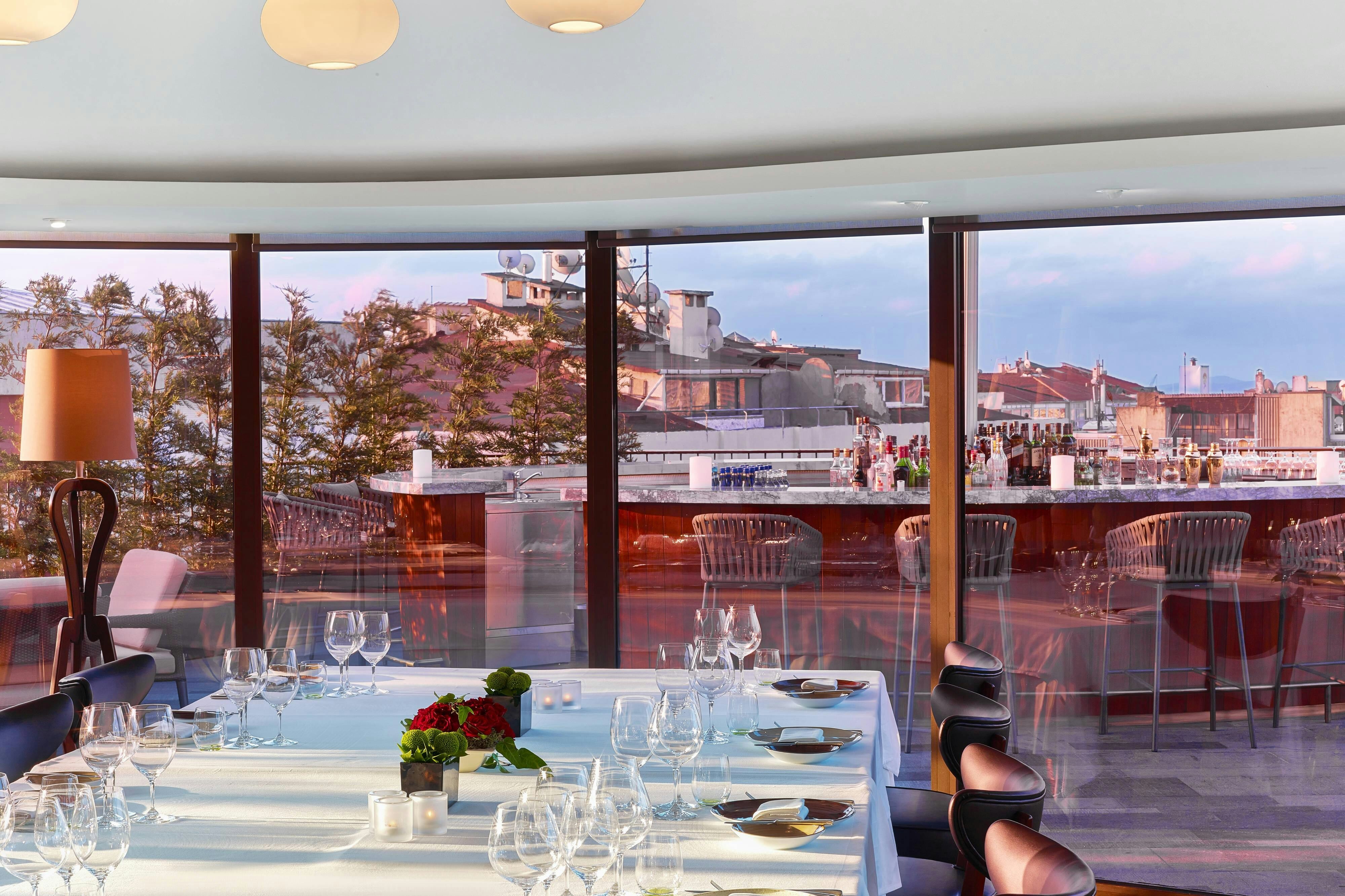 The St. Regis Istanbul 38/50
