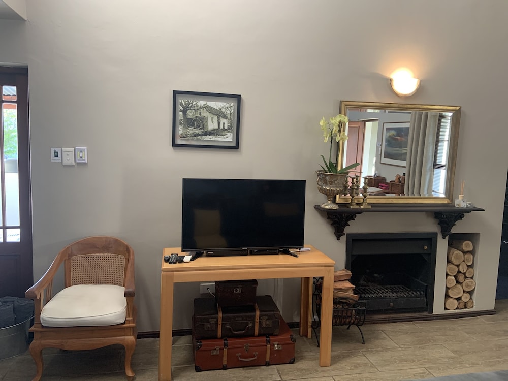 La Gratitude Guest House 23/29