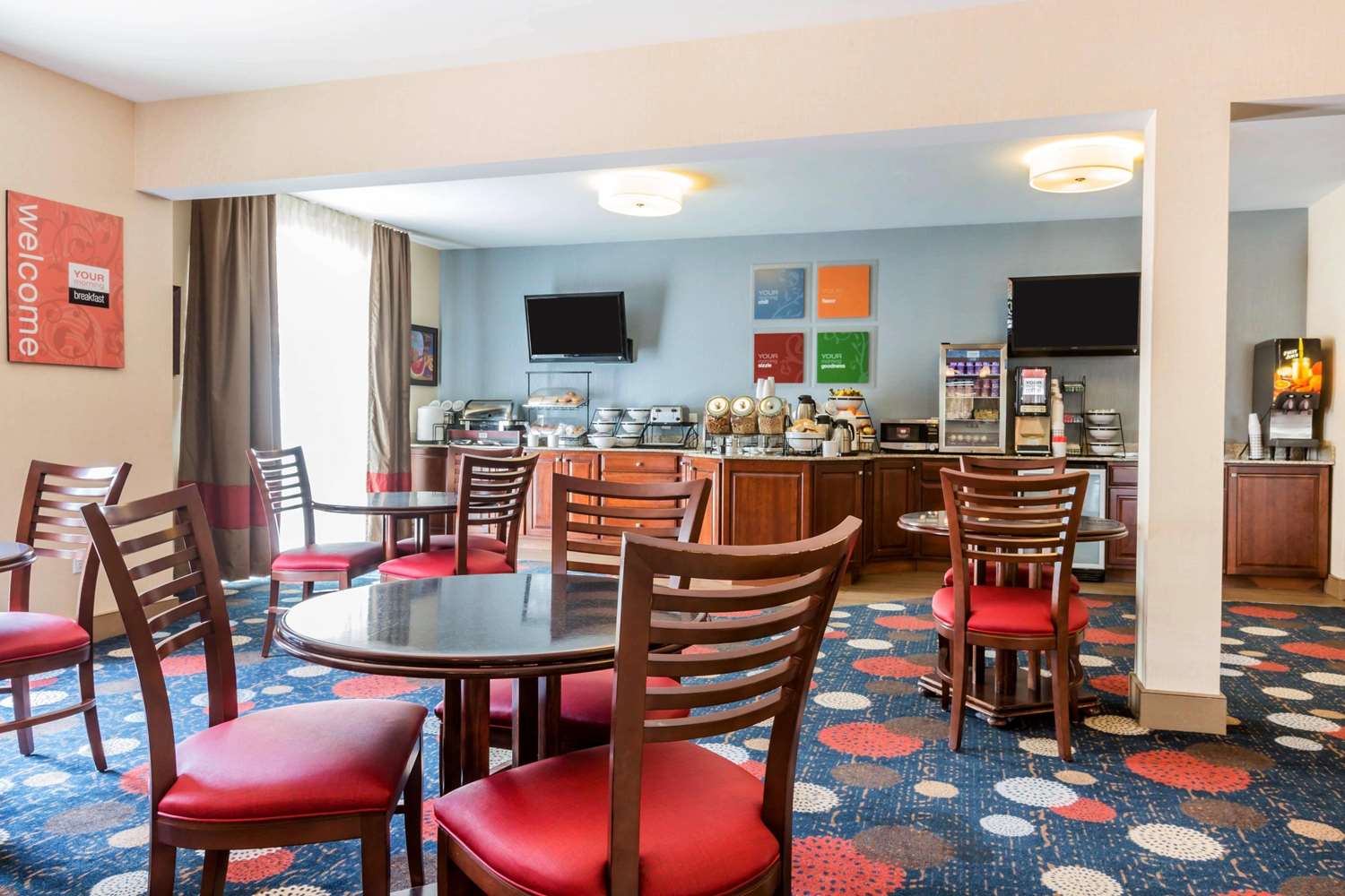 Comfort Inn & Suites South Burlington near University 23/24