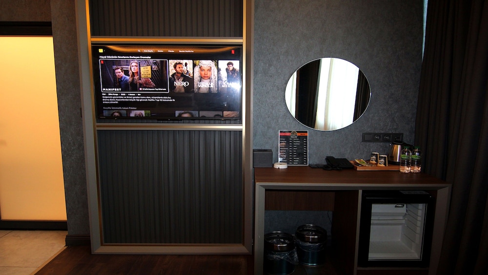 Eagle Palace Suites 26/50