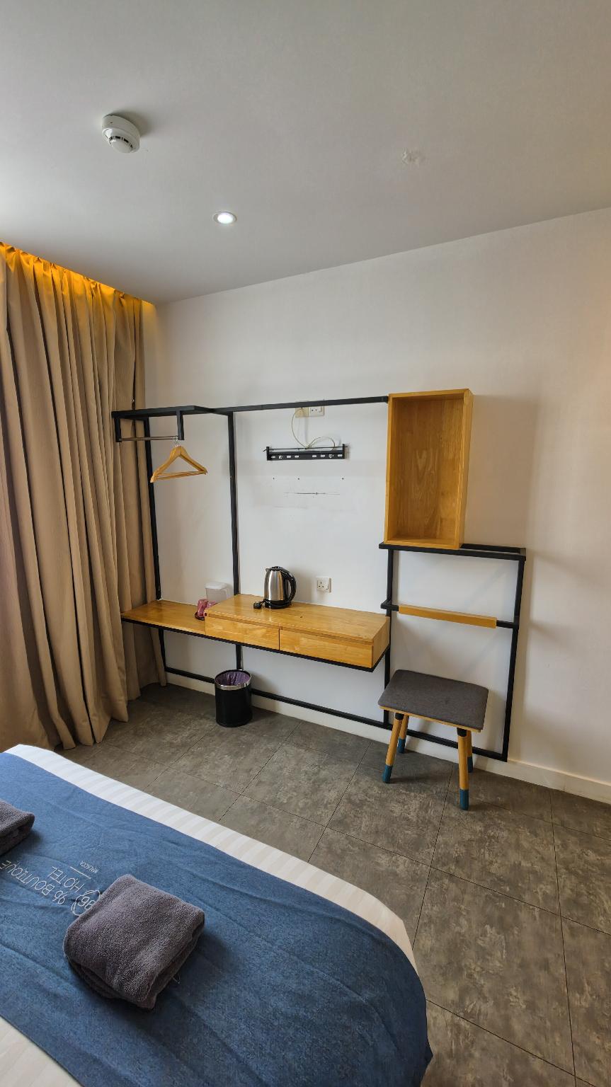 96 Boutique Hotel 29/38