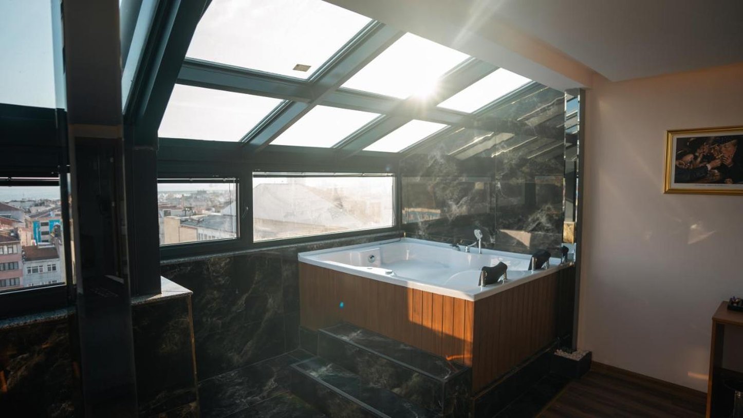 CIP Istanbul Hotel 19/34