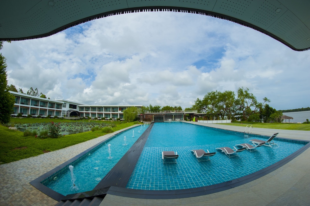 Baan Rim Ao 61/65