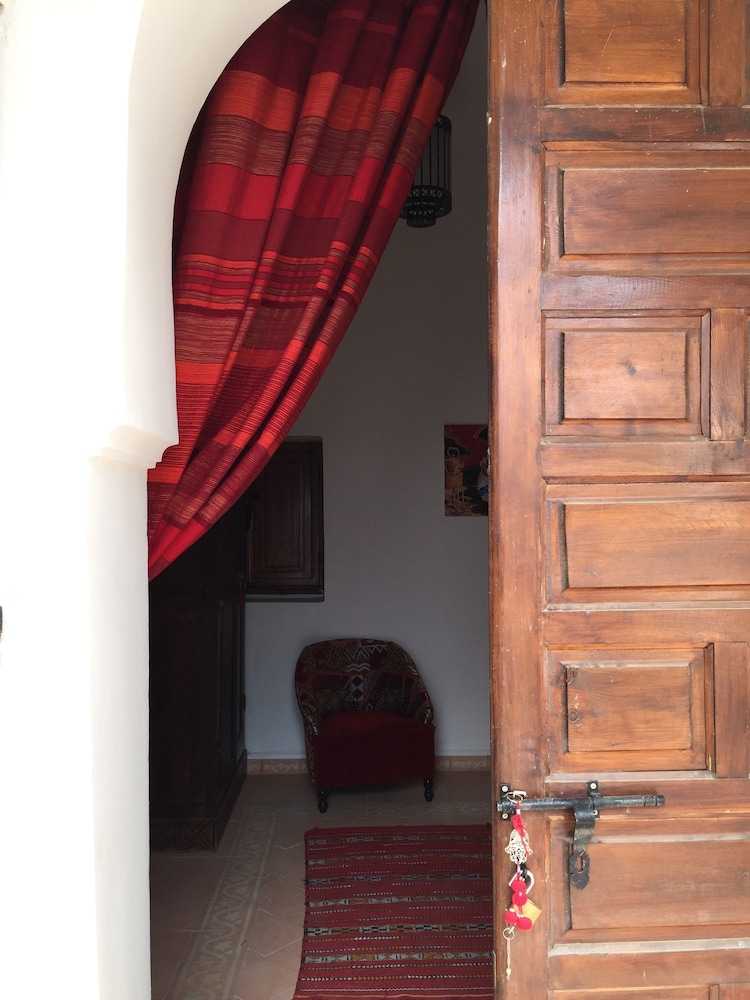 Riad Safia 12/63