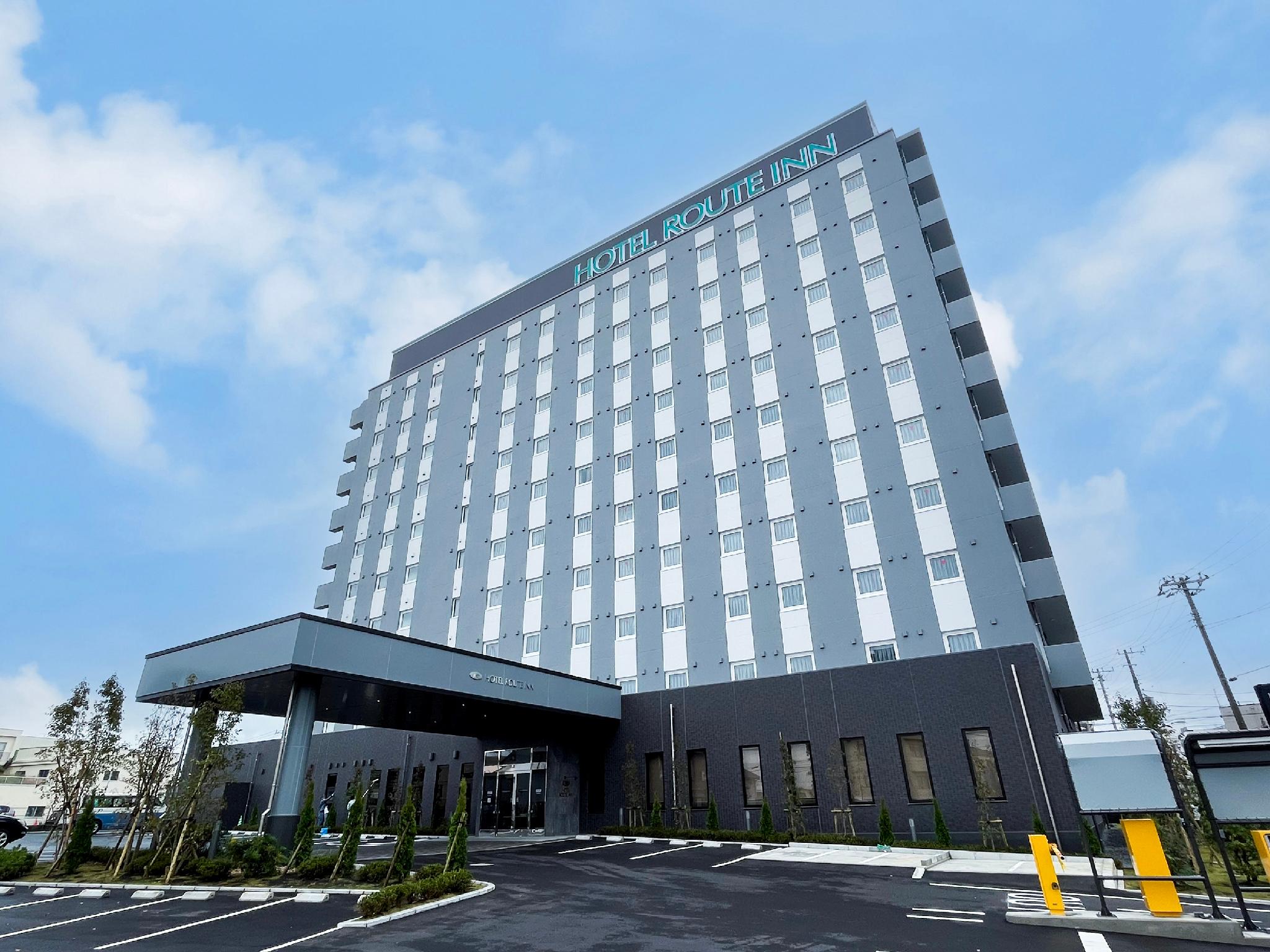Deluxe, Twin Beds, Main Building