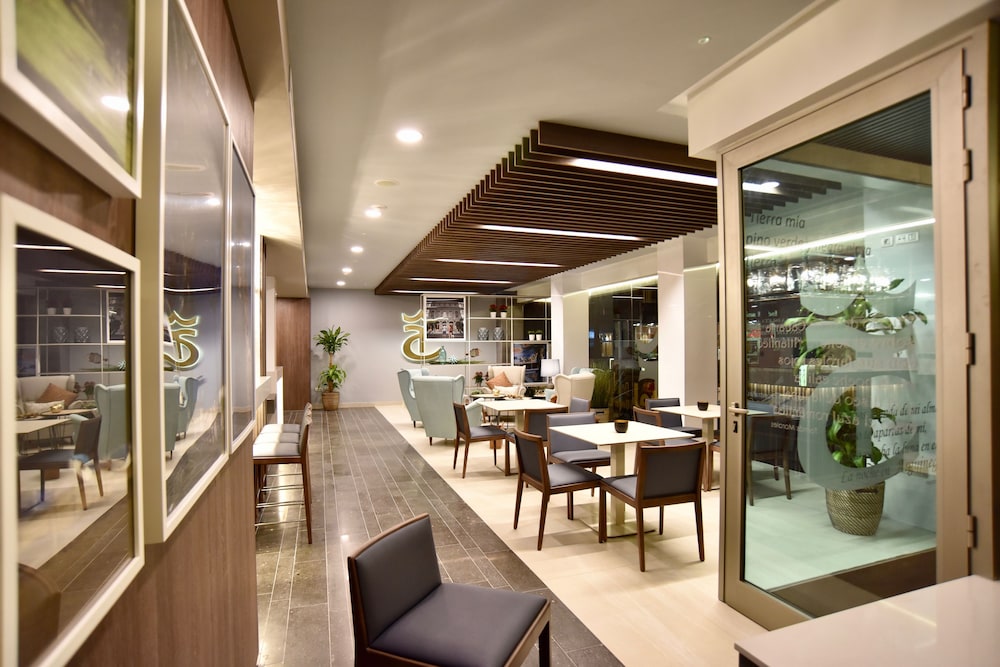 TC Hotel Dona Luisa 39/59