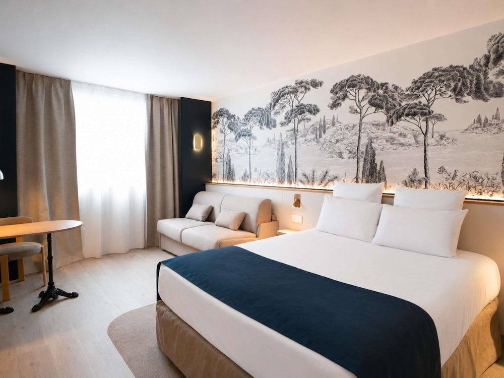 Mercure Paris Val de Fontenay 25/73
