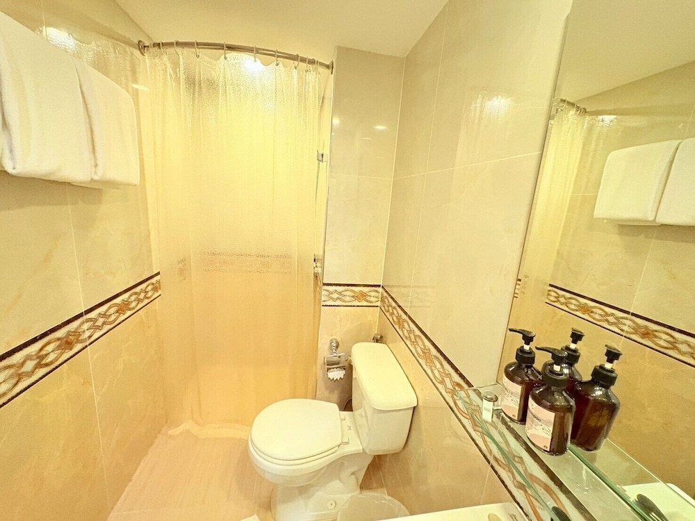 I Residence Hotel Silom 62/67