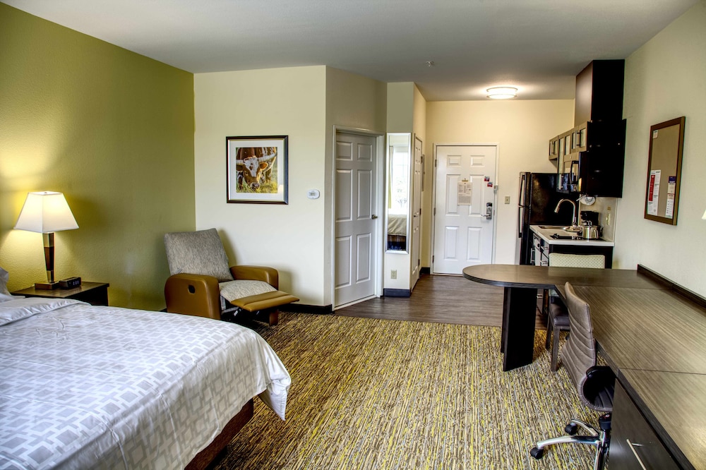 Candlewood Suites Austin North 19/55