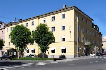 Altstadt Hotel Hofwirt Salzburg photo1