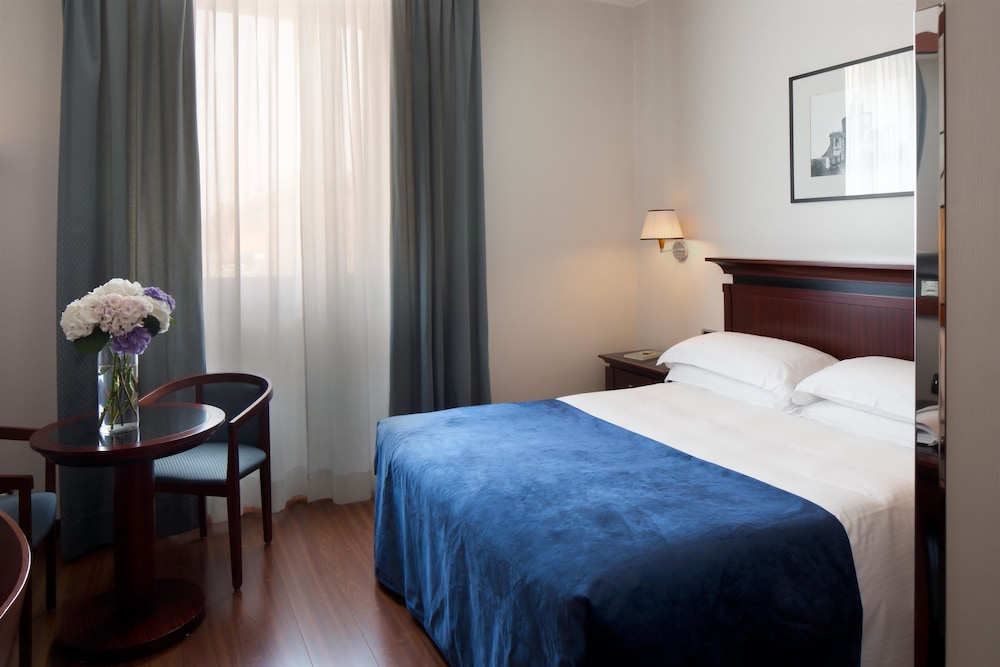 Starhotels Excelsior 6/61