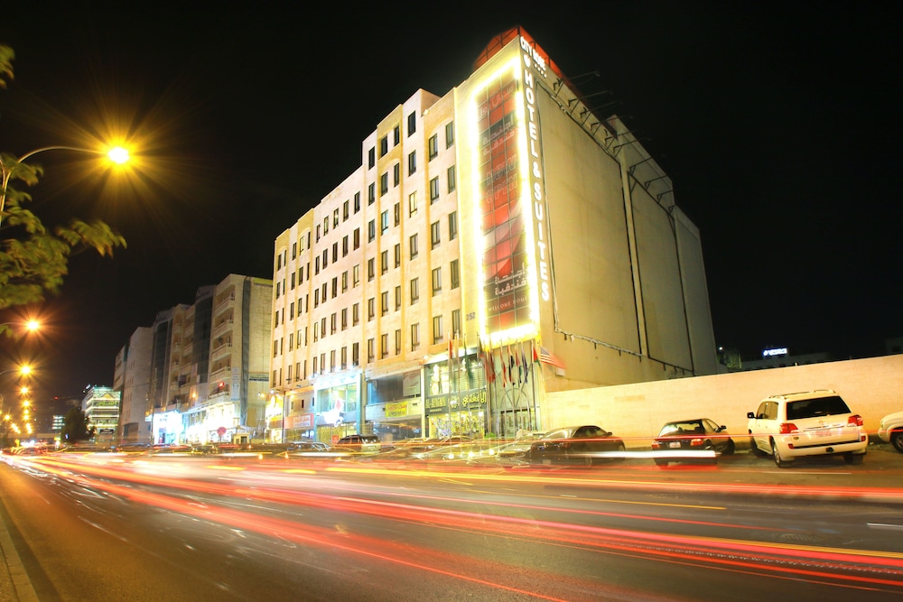 CITY ROSE HOTEL SUITES 3/67