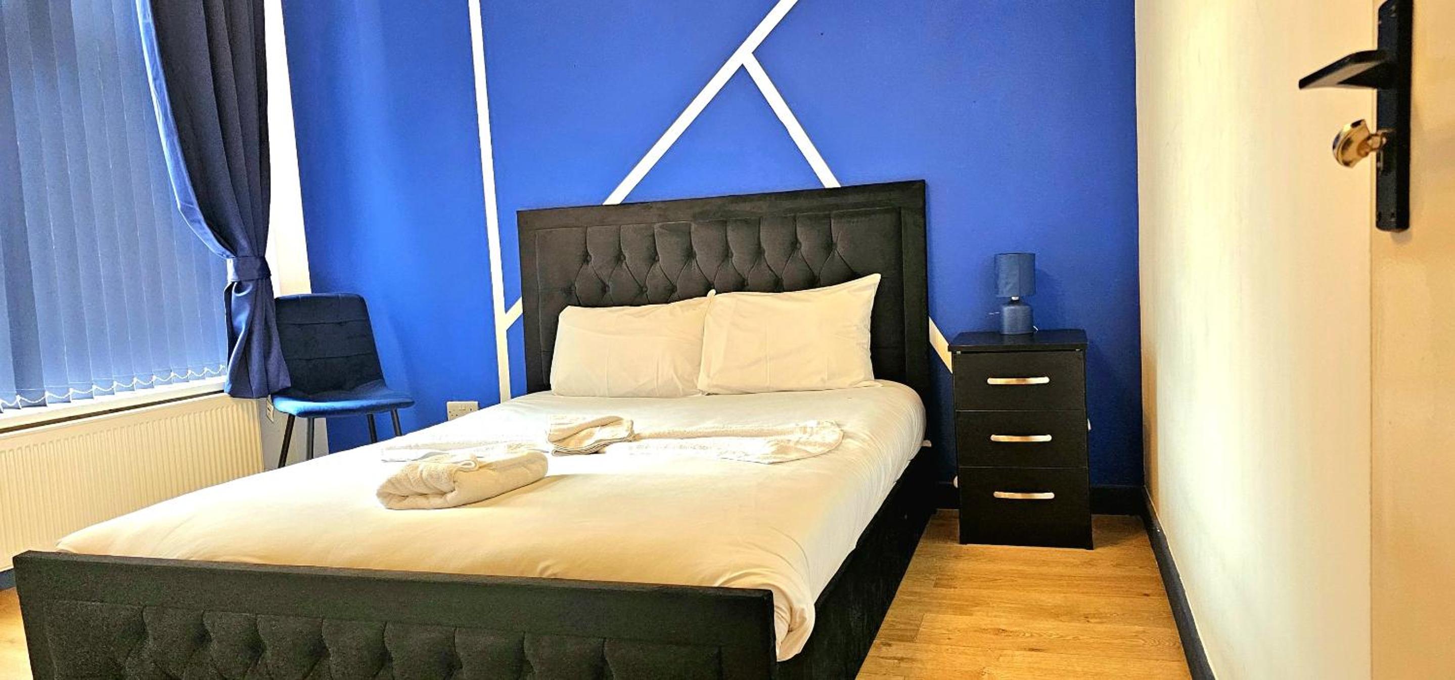 Sapphire hotel blackpool promenade 8/16